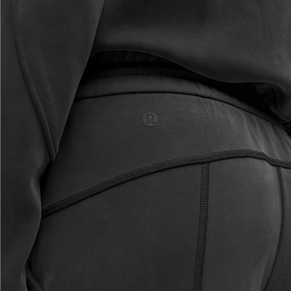 Lululemon Softstreme High Rise Pant Short - Picture 6 of 6